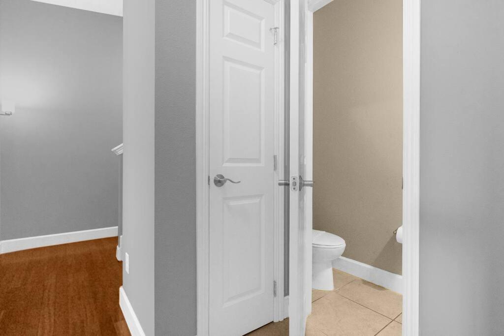 Vibrant 4Br Family Townhome 1 Mile From Disney World And Disney Springs Орландо Экстерьер фото