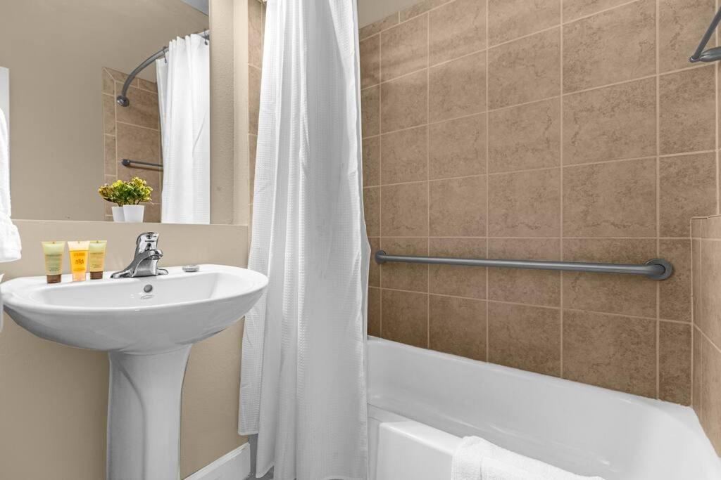 Vibrant 4Br Family Townhome 1 Mile From Disney World And Disney Springs Орландо Экстерьер фото