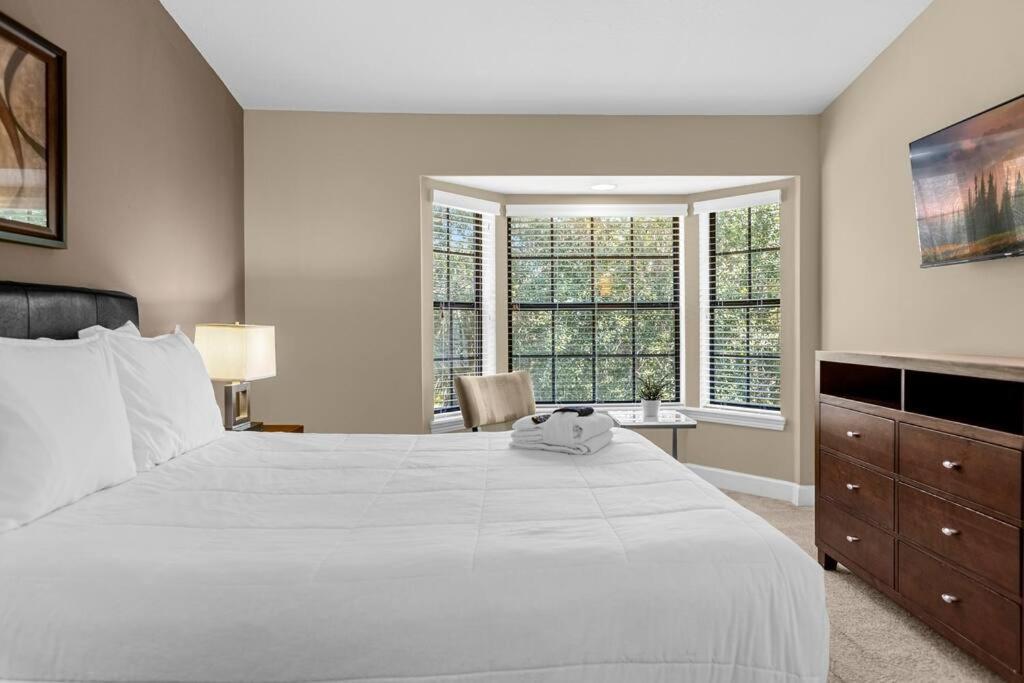 Vibrant 4Br Family Townhome 1 Mile From Disney World And Disney Springs Орландо Экстерьер фото