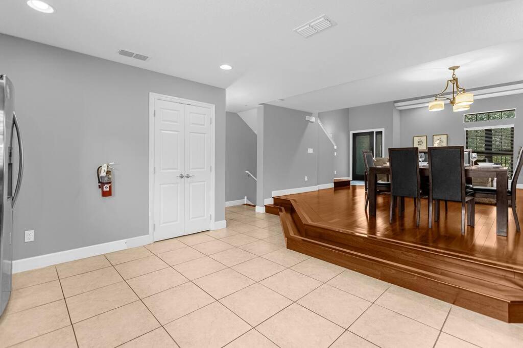 Vibrant 4Br Family Townhome 1 Mile From Disney World And Disney Springs Орландо Экстерьер фото